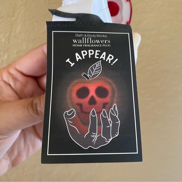 Bath and body works Halloween poison apple wall plug - Picture 2 of 2
